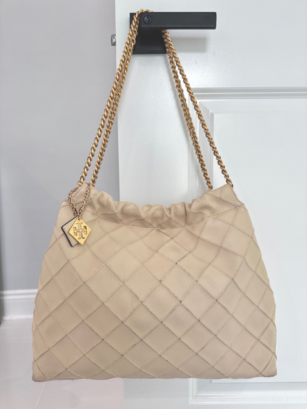 Tory Burch Fleming Soft Leather Quilted Chain Hobo Bag